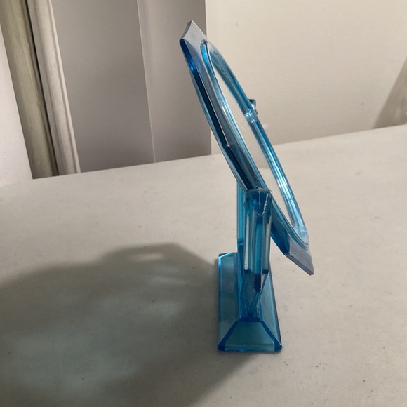 Vtg blue lucite made in Hong Kong duo sided counter mirror - Picture 2 of 4